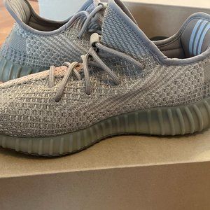 Adidas Yeezy Boost 350 V2 Santau  Size 11